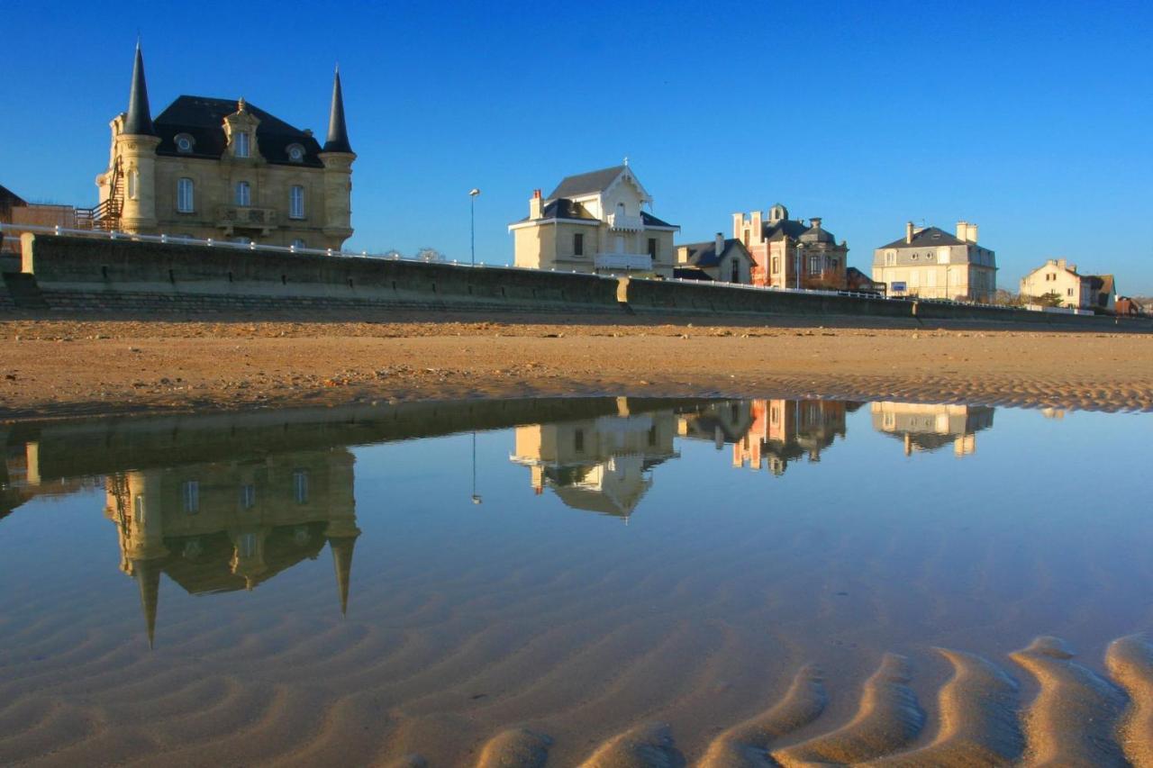 Le So Art, Grande Maison 4 Chambres, Terrain De Petanque, Grand Jardin Clos, Flipper, Babyfoot, Jeux Arcade, Ping Pong,1 Km Mer, Proche Golf, Port En Bessin, Bayeux Et Plages Du Debarquement, Adaptee Enfants Commes 外观 照片