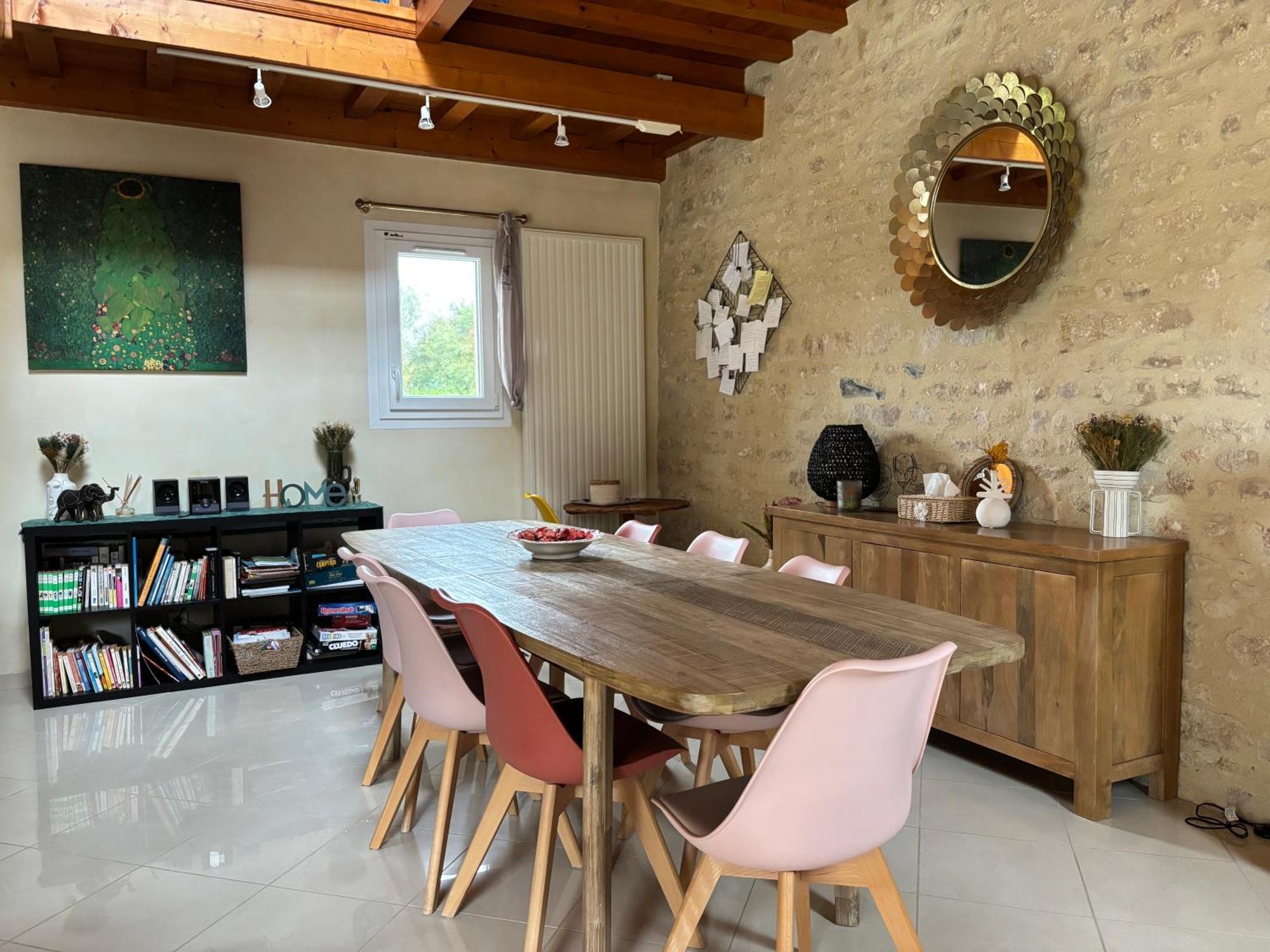 Le So Art, Grande Maison 4 Chambres, Terrain De Petanque, Grand Jardin Clos, Flipper, Babyfoot, Jeux Arcade, Ping Pong,1 Km Mer, Proche Golf, Port En Bessin, Bayeux Et Plages Du Debarquement, Adaptee Enfants Commes 外观 照片
