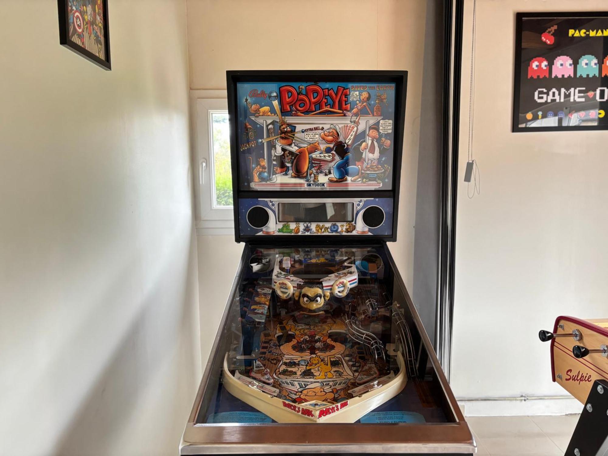 Le So Art, Grande Maison 4 Chambres, Terrain De Petanque, Grand Jardin Clos, Flipper, Babyfoot, Jeux Arcade, Ping Pong,1 Km Mer, Proche Golf, Port En Bessin, Bayeux Et Plages Du Debarquement, Adaptee Enfants Commes 外观 照片