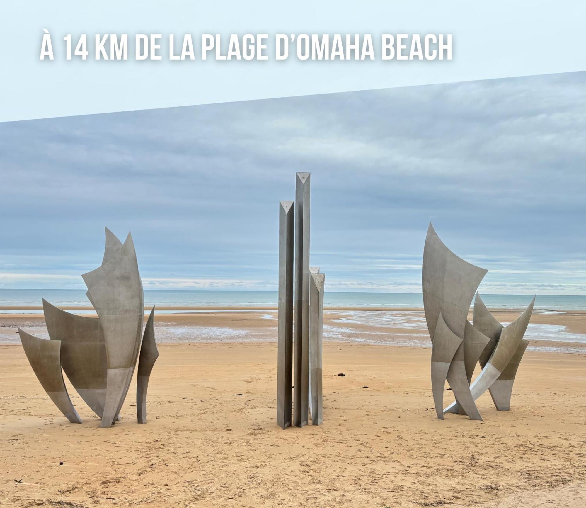 Le So Art, Grande Maison 4 Chambres, Terrain De Petanque, Grand Jardin Clos, Flipper, Babyfoot, Jeux Arcade, Ping Pong,1 Km Mer, Proche Golf, Port En Bessin, Bayeux Et Plages Du Debarquement, Adaptee Enfants Commes 外观 照片